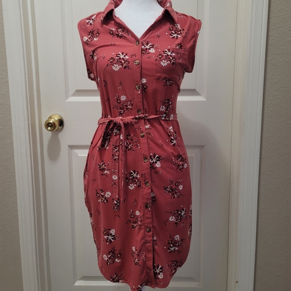 Floral dress - Picture 1 of 7
